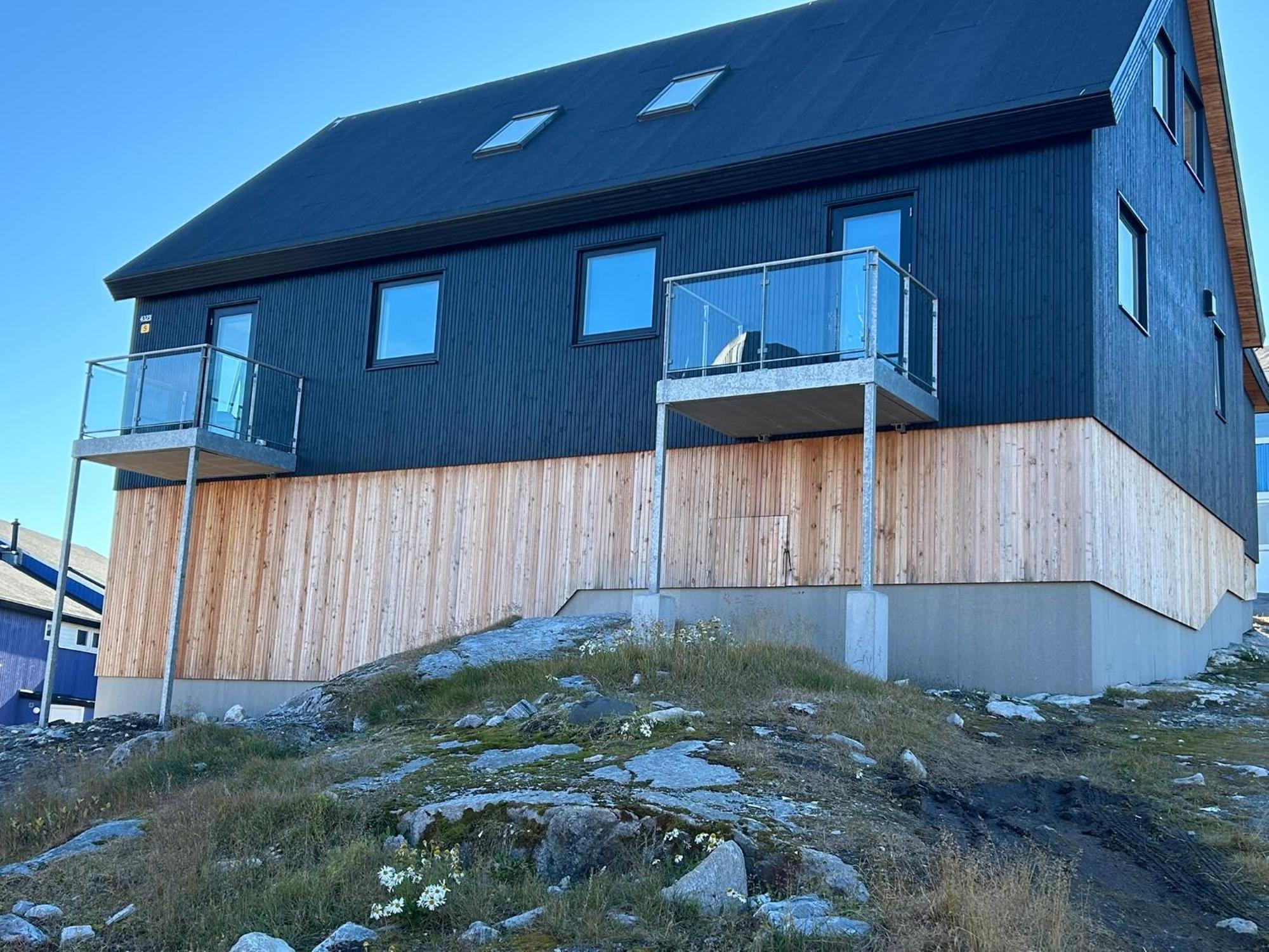 Kulukis Downtown Apartments Nuuk Exterior foto